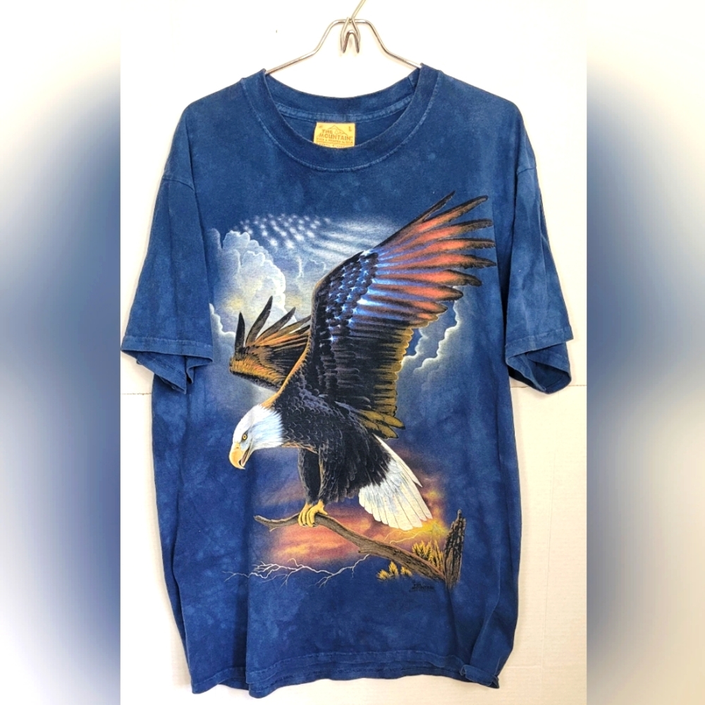 Vintage The Mountain eagle tshirt large